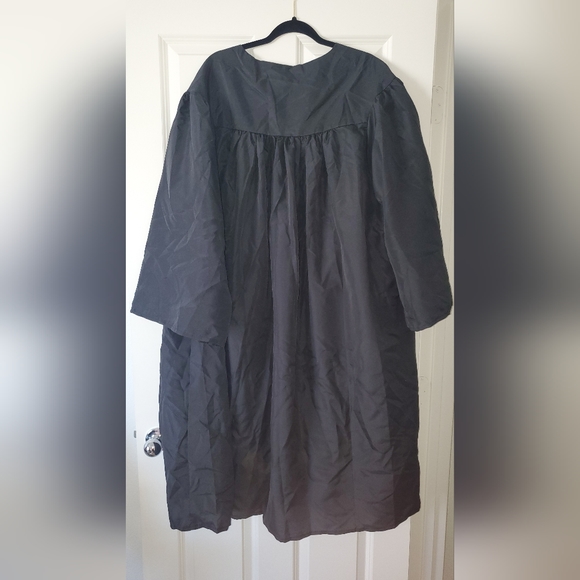 Jostens Gown - Picture 5 of 6